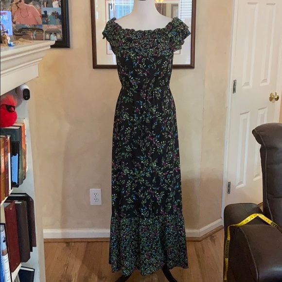 Lauren Ralph Lauren Dresses & Skirts - Ralph Lauren Maxi Dress